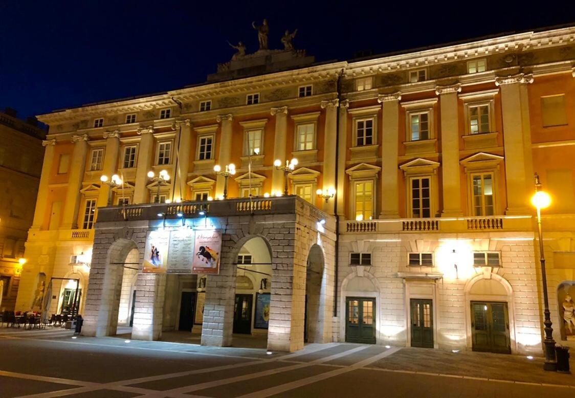 Aparthotel Torretta Eight Трієст Екстер'єр фото